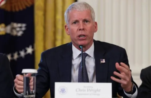 وزير الطاقة الأمريكي: ندرس إجراء تجربة نووية