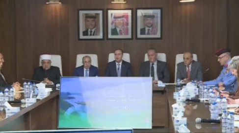 الأردن.. 5 وزراء في مؤتمر صحفي للحد من ظاهرة الإلقاء العشوائي للنفايات