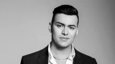 مصرع مغن كولومبي شهير وخمسة آخرين في تحطم طائرة صغيرة -  فيديو وصور