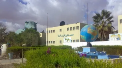 جامعة آل البيت تعلق الدوام الثلاثاء