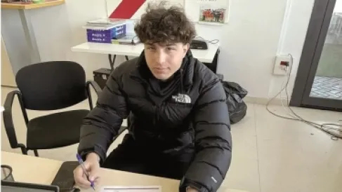 الأردني حمزة الخيري يوقع على كشوفات رايو فاليكانو الإسباني