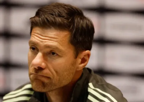 بند صادم في عقد ألونسو يحرمه من كامل عقده مع ريال مدريد