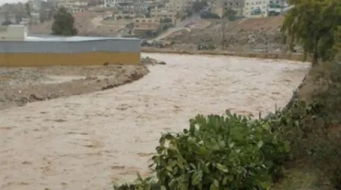 محافظ البلقاء يدعو المواطنين للحذر