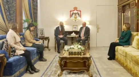 فيصل الفايز يطالب بزيادة المساعدات الأميركية لمواجهة التحديات