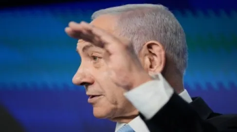 صحيفة عبرية: ضابط ينقذ نتنياهو من محاولة اغتيال