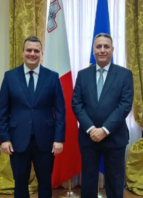 Maltese Minister of Interior, Defence, and Employment Receives Ambassador Abu Ruman and Discuss Enhancing Bilateral Cooperation
