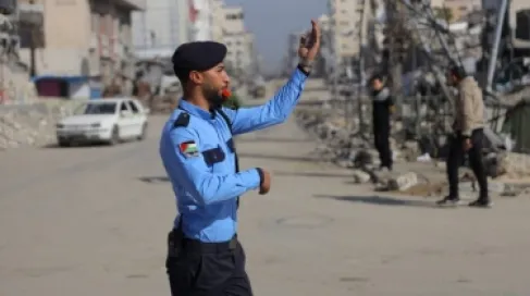 هآرتس: لجنة إدارة غزة ترفض دمج ميليشيات مدعومة من إسرائيل