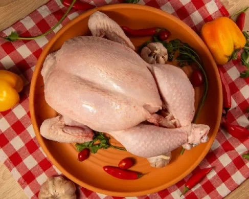 الإحصاءات الاردنية : انخفاض أسعار الدجاج بنسبة 4 بالمئة خلال عام 2025