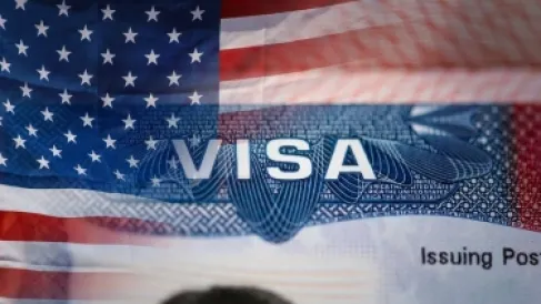 من هم المصريون المستثنون من قرار ترمب بتجميد التأشيرات؟