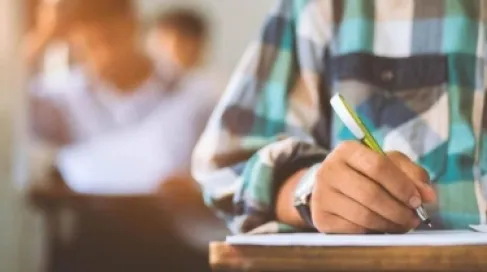 طلبة التوجيهي يختتمون امتحانات الدورة التكميلية.. والنتائج مطلع شباط