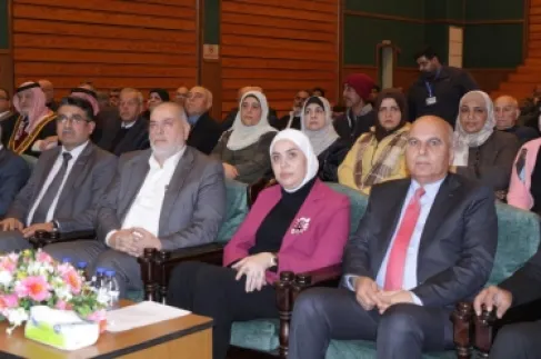 جامعة عمان العربية تشارك في احتفالية اليوم التطوعي العالمي وتُكرَّم لدورها المجتمعي