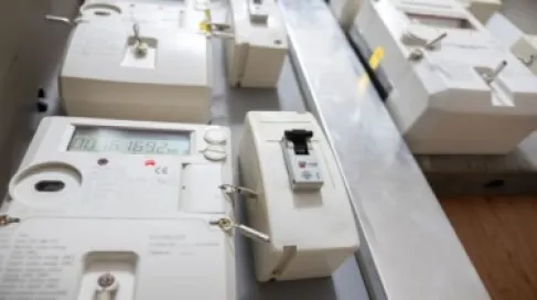 الأردن.. شركات الكهرباء تنفي تحميل الفاقد على فواتير المواطنين