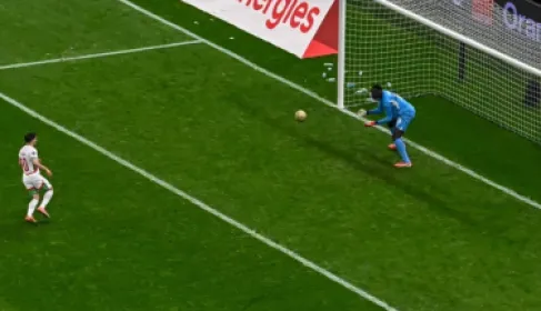 حساب دياز في إنستغرام يشتعل من 30 ألفاً إلى 297 ألف تعليق في 30 دقيقة