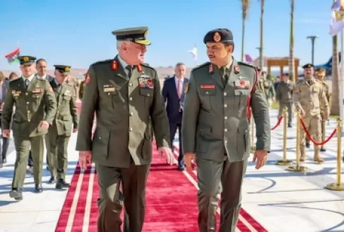 الحنيطي يلتقي القائد العام للقوات المسلحة العربية الليبية