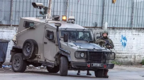 الجيش الإسرائيلي يطلق عملية عسكرية واسعة في الخليل تستمر أياما