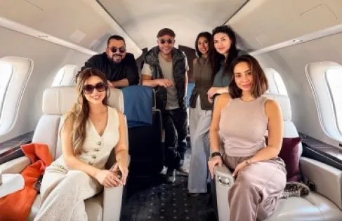 منذر رياحنة ومحمد إمام في رحلة تصوير خارج مصر لمسلسل الكينج