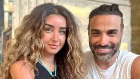 أول لقاء يجمع أحمد فهمي وهنا الزاهد معاً منذ الطلاق