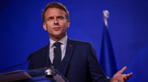 ماكرون: حلف شمال الأطلسي مؤسسة ضعيفة