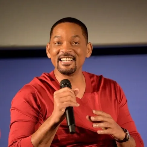 ويل سميث يعلّق على قضائه عطلة نهاية الأسبوع بمصر