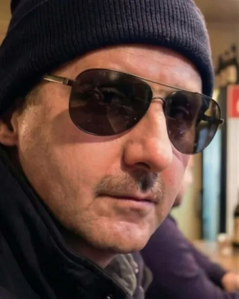 بشار الاسد يعتذر عن اتصال هاتفي للتشاور حول دفن وعزاء رفعت 