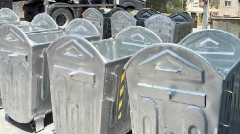 Ministry of Environment Distributes 500 Plastic Containers to Municipalities in the North