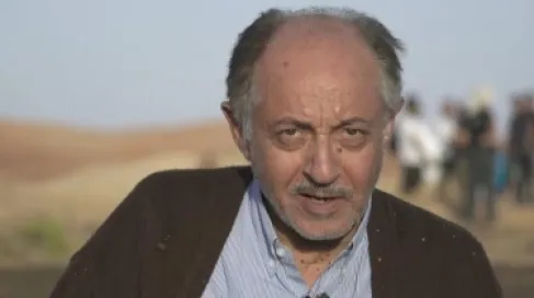 الفنان المصري عبدالعزيز مخيون يخصع لعملية جراحية