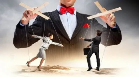 10 نصائح بعلم النفس للتعامل مع الشخص المتسلط وكثير الانتقاد