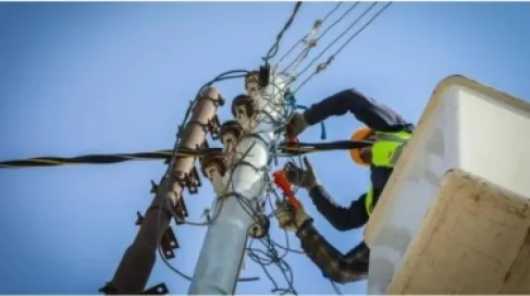 الأردن.. ضبط حدث والبحث عن آخر سرقا كيبل كهرباء مغذي لعمارة