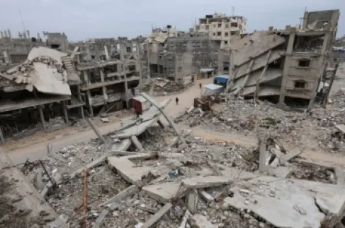 3 شهداء في جباليا وخان يونس بينهم طفلان يجمعان الحطب