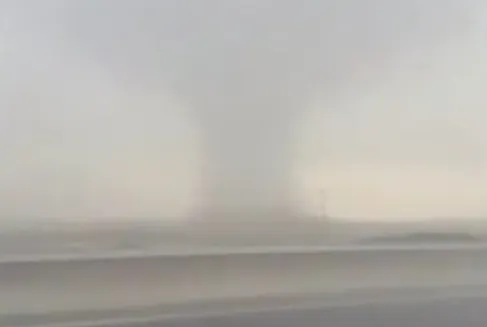 السعودية.. إعصار (قمعي) في تبوك