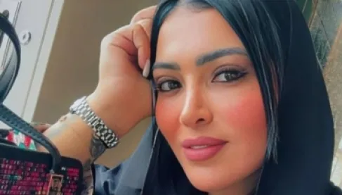 أذته بلا رحمة.. القصة الكاملة للعلاقة بين طليقة أحمد مكي ومديرة أعماله