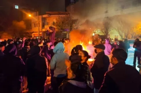 Iran's judiciary threatens protesters.. and losses in millions of dollars due to internet shutdown