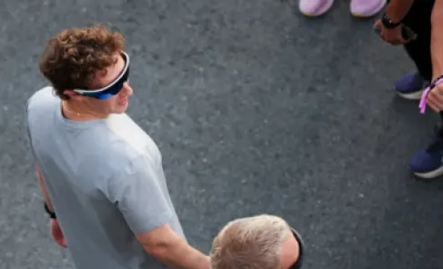 نظارة ميتا أوكلي الذكية.. هل تستحق 500 دولار؟