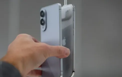 أبل تستعد لإصلاح أكبر عيوب آيفون إير في الجيل الثاني