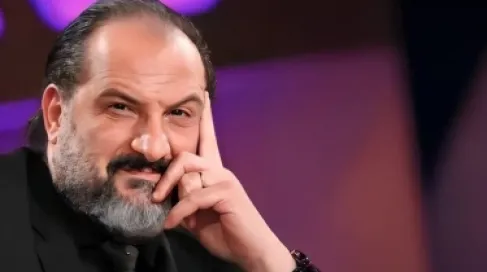 خالد الصاوي: كنت ممثلا فاشلا وقصة (كباريه) طردتني من المدرسة