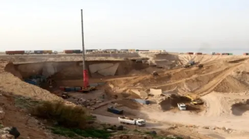 وزير الأشغال يتفقد مشاريع معالجة أضرار السيول في البحر الميت والكرك