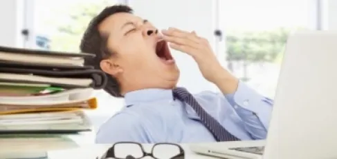 كيف يؤثر الحرمان من النوم على الانتباه والتركيز؟