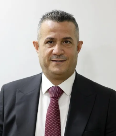 أسامة العمري البشتاوي .. مبارك الدكتوراه