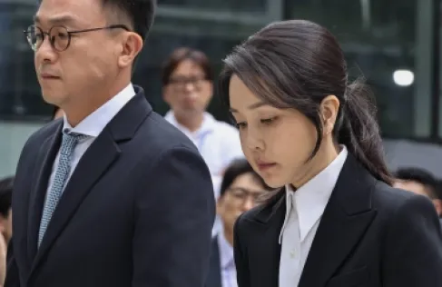 كوريا الجنوبية.. الحكم بالسجن على السيدة الأولى السابقة!