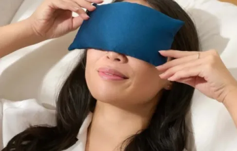 كيف تتسبب وسادتك في رفع ضغط العين وفقدان البصر؟