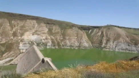 محاسنة: حفر الآبار في الجانب السوري أثر على التزويد المائي لسد الوحدة