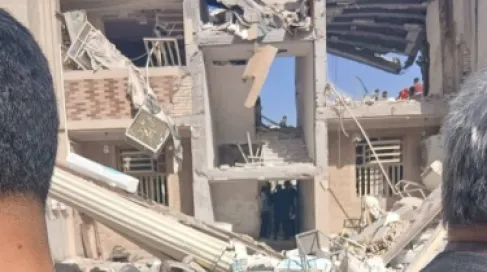 وسائل إعلام إيرانية: 4 وفيات إثر  انفجار مبنى ناجم عن تسرب غاز