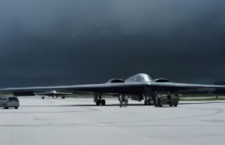 القاذفة الأمريكية B2