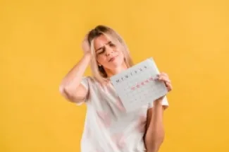 مرحلة ما قبل انقطاع الطمث تنتهي المرحلة رسميا عند مرور 12 شهراً متتالية بلا دورة شهرية