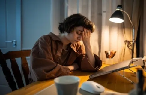 لماذا نشعر بالتوتر والإرهاق شتاء؟