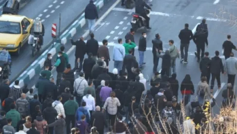 إيران توقف أربعة أجانب بتهمة المشاركة في أعمال شغب