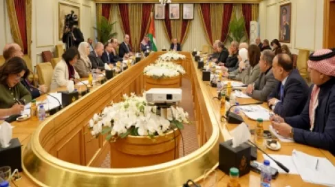 قانونية الأعيان تقر معدلي قانوني كاتب العدل والأوقاف