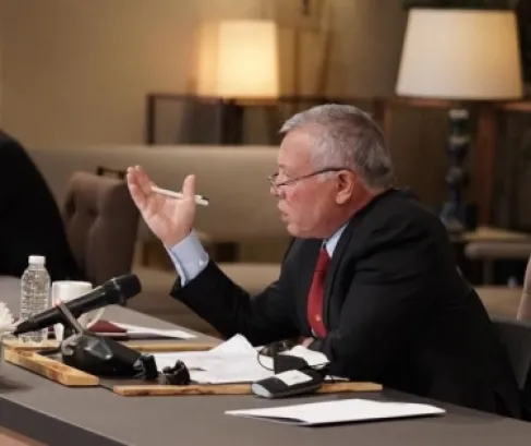 الملك يلتقي 11 شخصية أردنية في قصر الحسينية - أسماء