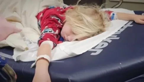 ظنتها مهدئ للمعدة.. حقنة تنحيف بالخطأ تحول حياة طفلة لكابوس