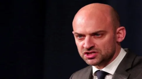 وزير خارجية فرنسا يبحث في لبنان دعم الجيش لتمكينه من أداء مهامه